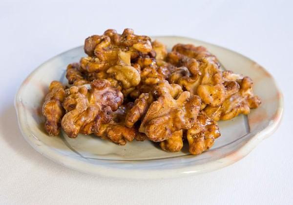 Maple Glazed Walnuts: Your Go-To Praline-Like Crunch for Any Dish